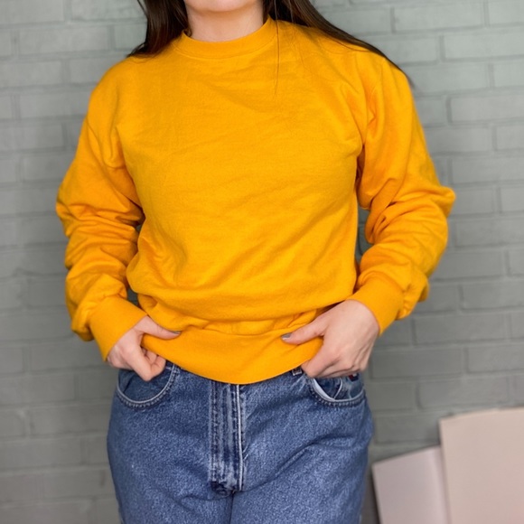Hanes Comfort Blend Yellow Crewneck Sweatshirt Size Adult Small Unisex NEW - Picture 1 of 8